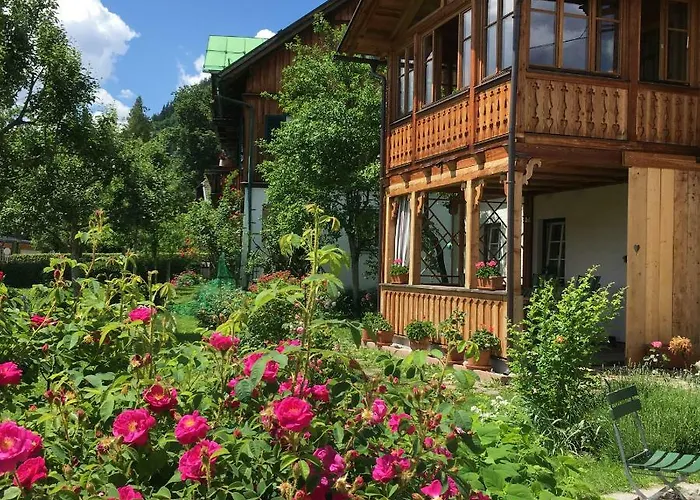 Bergarbeiterhaeuser * Altaussee